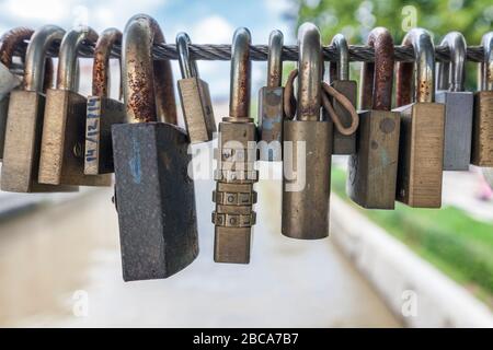 Liebesschlösser auf einer Brücke, Metzgerbrücke, Laibach, Slowenien, Europa Stockfoto