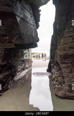 Spanien, Nordküste, Galicien, Nationalpark, Domstrand, Praia as Catedrais, Playa de las Catedrales, Naturdenkmal Stockfoto