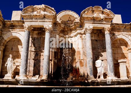 Antonine Nymphaeum Brunnen, Sagalassos berühmten touristischen Ort, große antike Stadt in Aglasun, Burdur, Türkei Stockfoto