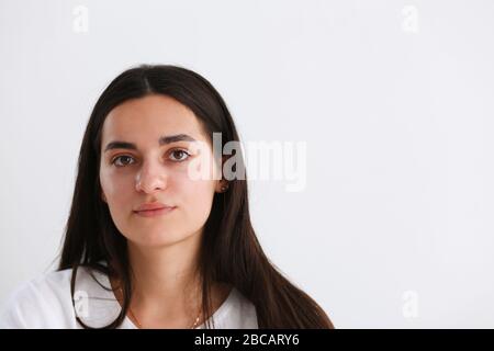 Normannische indische Arbeiterfrau porträtiert Brunette Stockfoto