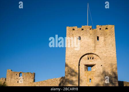 Schweden, Insel Gotland, Visby, Stadtmauer aus dem 12. Jahrhundert, die vollständigste midieval Stadtmauer Europas Stockfoto