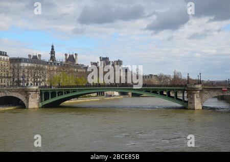 Paris, die Hauptstadt Frankreichs: Brücke über die seine Stockfoto