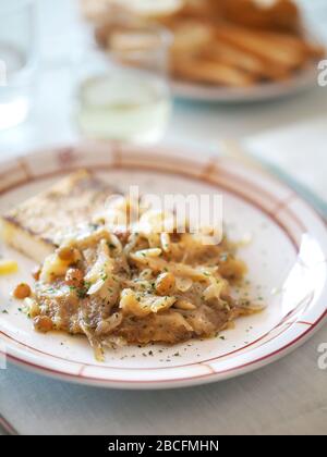 Harry's Bar Restaurant, Sarde in Saor und Polenta bianca, eingelegte Sardinen, Venedig, Venetien, Italien, Europa Stockfoto