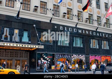 The Bloomingdale's Store in New York City. 1000 3rd Avenue zur 59th Street und Lexington Avenue. Stockfoto