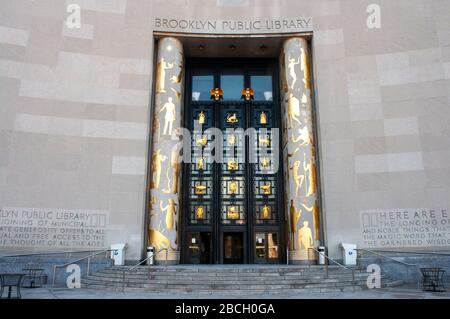 Draußen brooklyn öffentliche Bibliothek am Grand Army plaza Prospect Park Brooklyn New York USA Stockfoto