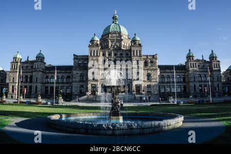 British Columbia Parlamentsgebäude im majestätischen Victoria Innenhafen Kanada Stockfoto