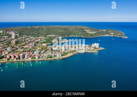 Luftbild auf dem berühmten Smedley's Point, Sydney, Australien. Blick auf die Vorstadt von Sydney von oben. Luftbild auf Sydney North Harbour, North hea Stockfoto