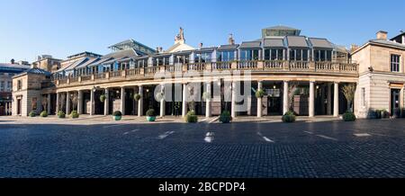 Covent Garden Piazza am Corona Virus am Sonntag, den 04.05.2020 Stockfoto