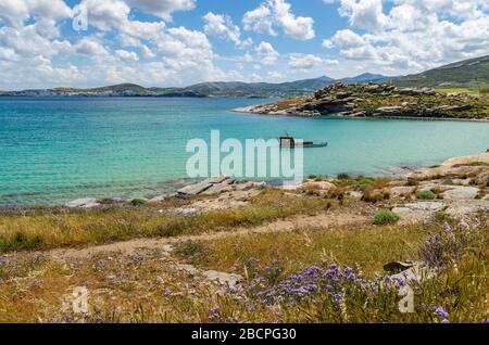 Schöne Monastiri Bucht auf der Insel Paros. Kykladen, Griechenland Stockfoto