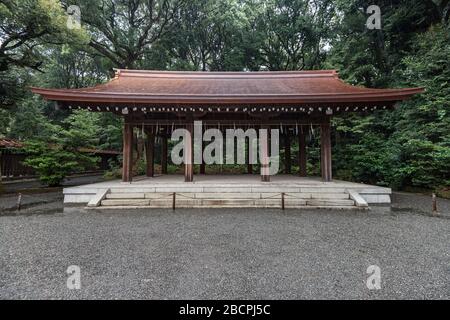 Blick auf das klassische Gebäude im japanischen Stil in Tokio Stockfoto