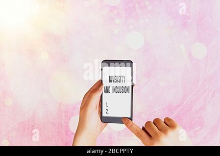 Hinweis zur Vielfalt und Integration. Das Geschäftskonzept für die Unterschiede in der Bandbreite umfasst das Geschlecht der Rasse Stockfoto