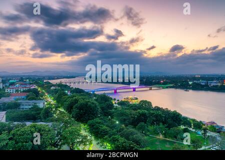 Truong Tien Bridge in Hue, Vietnam Stockfoto