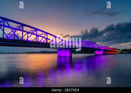 Truong Tien Bridge in Hue, Vietnam Stockfoto