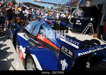 Imola, Italien 3. Juli 2011: Peugeot 908 HDI FAP 2011 LMP1 des Teams Peugeot Sport Total von Anthony Davidson und Sebastien Bourdais im Einsatz Stockfoto