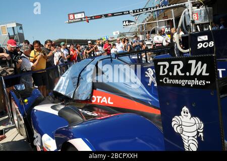 Imola, Italien 3. Juli 2011: Peugeot 908 HDI FAP 2011 LMP1 des Teams Peugeot Sport Total von Anthony Davidson und Sebastien Bourdais im Einsatz Stockfoto