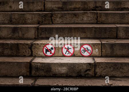 Ungarn, Budapest - das Parlament ist derzeit das größte Gebäude in Ungarn und immer noch das höchste Gebäude in Budapest Stockfoto