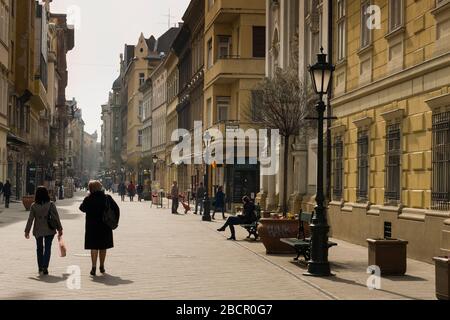 Hungary, Budapest - Váci utca (Straße) ist eine der wichtigsten Fußgängerstraßen und vielleicht die berühmteste Straße im Zentrum von Budapest Stockfoto