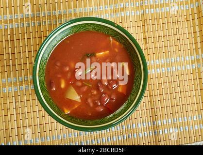 Kashmiri Rajma Masala - Curry mit Tomaten, Ingwer und Kardamom. Stockfoto