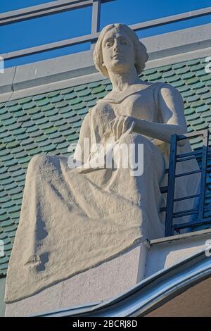 Dachskulpturen auf dem Bana-Jelacica-Platz Stockfoto