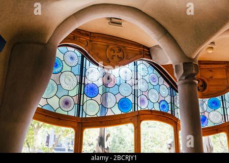 Das Innere der berühmten Casa Batllo, die von Antonio Gaudi und Josep Maria Jujol restauriert wurde, wurde 1877 erbaut und im Jahr 1904/05 renoviert. Barcelona, Spanien, C Stockfoto