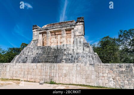 Tempel am großen Ballplatz, chichen itza, mexiko Stockfoto