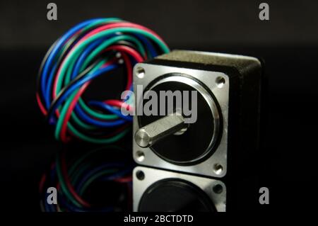 Schrittmotor oder Schrittmotor für präzise Bewegung in cnc verwendet Stockfoto