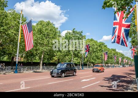 Stars and Strips und Union Flags, The Mall, London, Großbritannien Stockfoto