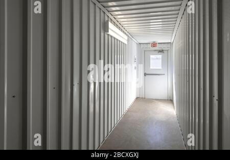 Inneneinrichtung zur Selbstlagerung Stockfoto