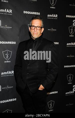 Der Bekleidungsdesigner Kenneth Cole besucht amfAR Official After Party am 29. Oktober 2015 um 1OAK in West Hollywood, Kalifornien. Stockfoto