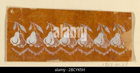 Design für einen gewebten oder gestickten horizontalen Rand der Fabrique de St Ruf. Die Forschung in ProgressTwo nähert sich einem Husten über der Mulde einer Jakobsmuschel. Es werden sieben Wiederholungen angezeigt. Design für einen gewebten oder gestickten horizontalen Rand der Fabrique de St Ruf Stockfoto