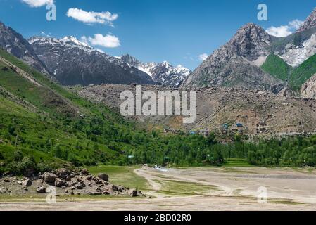 Das schöne 7-See-Trekking-Ziel. Blick auf das Fan-Gebirge in Tadschikistan, Zentralasien. Stockfoto