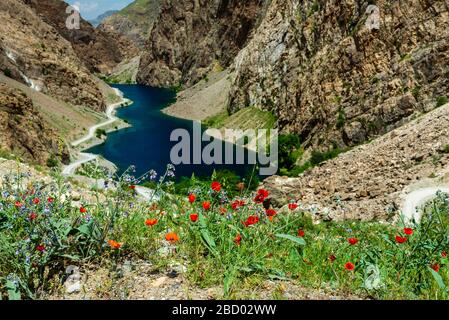 Die schöne sieben See trekking Ziel. Blick auf den See Anzahl der Fan Gebirge in Tadschikistan, Zentralasien. Stockfoto