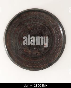 , China oder Japan; 2. Bis 3. Jahrhundert; Bronze; Diam x D: 22,1 x 1,4 cm; Geschenk von Charles lang Freer Mirror Stockfoto