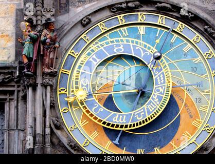 Prager astronomische Uhr (Orloj) in der Altstadt von Prag Stockfoto