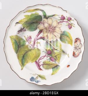 Platte. Forschung in ProgressA-Platte mit welligem, braunem Rand, der mit einem großen Sonnenblumenspray (Helianthus atrorubens) bemalt ist und eine Blüte, Knospen und Blätter mit verschiedenen Insekten zeigt. Platte Stockfoto
