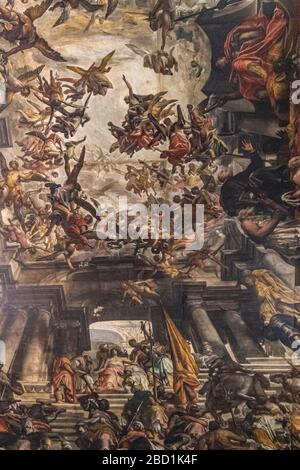 Die Decke der Chiesa di San Pantalon, eingehüllt in ein großes Trompe l'oeil Fresko von Gianantonio Fumiani, gemalt in 1704 ,Veniice,Italien Stockfoto