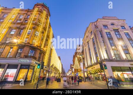 Buchanan Street at Christmas, City Center, Glasgow, Schottland, Großbritannien, Europa Stockfoto