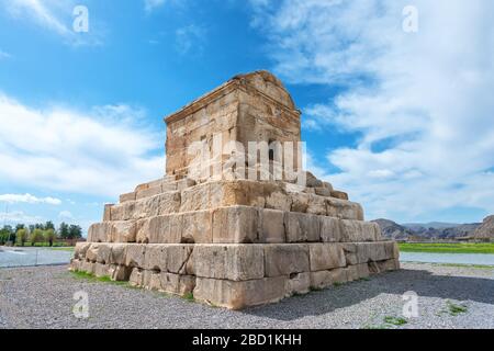 Cyrus das große Grab, Pasargadae, UNESCO-Weltkulturerbe, Provinz Fars, Iran, Naher Osten Stockfoto