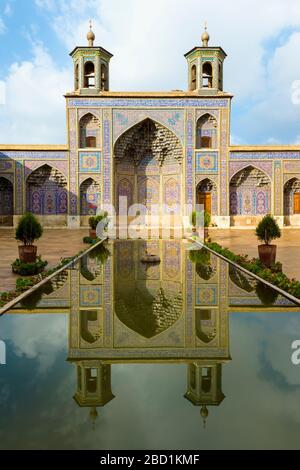 Nasir-ol-Molk-Moschee (Pink Mosque) Hof, Shiraz, Fars Provinz, Iran, Naher Osten Stockfoto