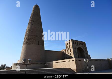 Emin Tower und Uyghur Mosque, erbaut im Jahre 177 aus Holz und Backstein, Turfan, Seidenstraße, Xinjiang, China, Asien Stockfoto