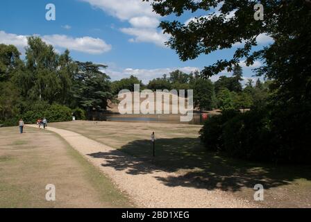 Amphitheater von Charles Bridgeman National Trust Claremont Landscape Garden, Portsmouth Road, Esher, Surrey KT10 9JG Stockfoto