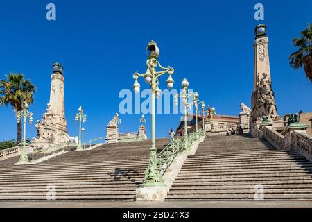 Grand Treppe des Bahnhofs Saint-Charles in Marseille, Frankreich Stockfoto