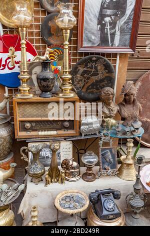 BRIC-a-brac in einem Geschäft im islamischen Viertel von Kairo, Ägypten Stockfoto