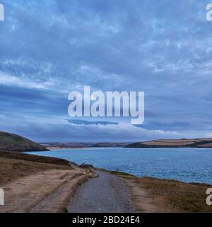 Blick auf die Daymer Bay in Cornwall Stockfoto