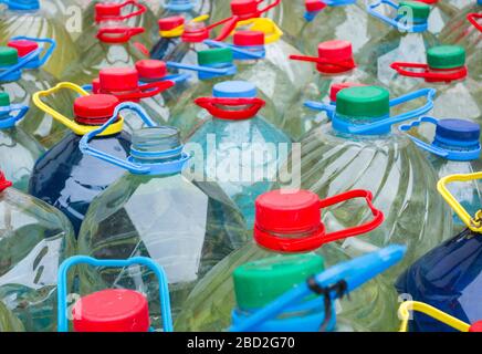 5 Liter Plastikflaschen Stockfoto