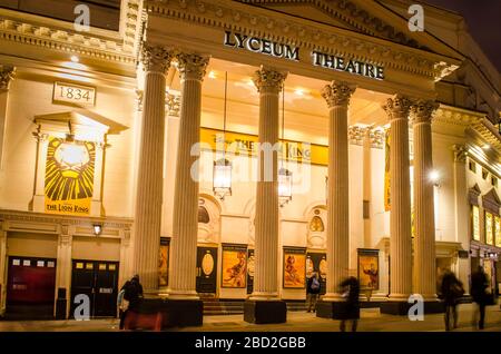 LONDON - Lyceum Theatre, die Heimat des beliebten und erfolgreichen Lion King Musicals im Londoner Stadtteil West End Stockfoto