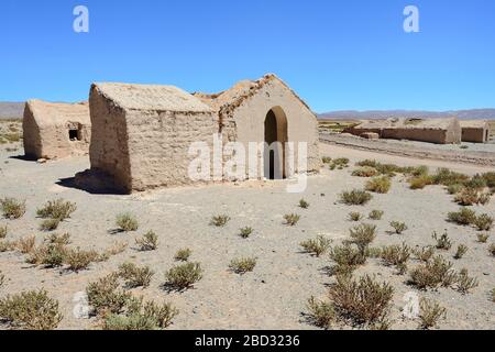 Lehmbau in Laguna Seca, Ruta 27, Puna, Provinz Salta, Argentinien Stockfoto