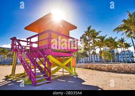 Miami Beach Rettungsschwimmer Kabinen Stockfoto