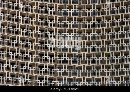 Der brutalistische Turm der Sowjetzeit für das Hotel Usbekistan in Taschkent Stockfoto