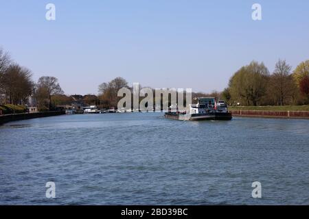 Dorsten, Deutschland, Montag, 6. April 2020 Stadtaktivität mit Corona-Virus hochwertige Hintergrunddrucke Stockfoto